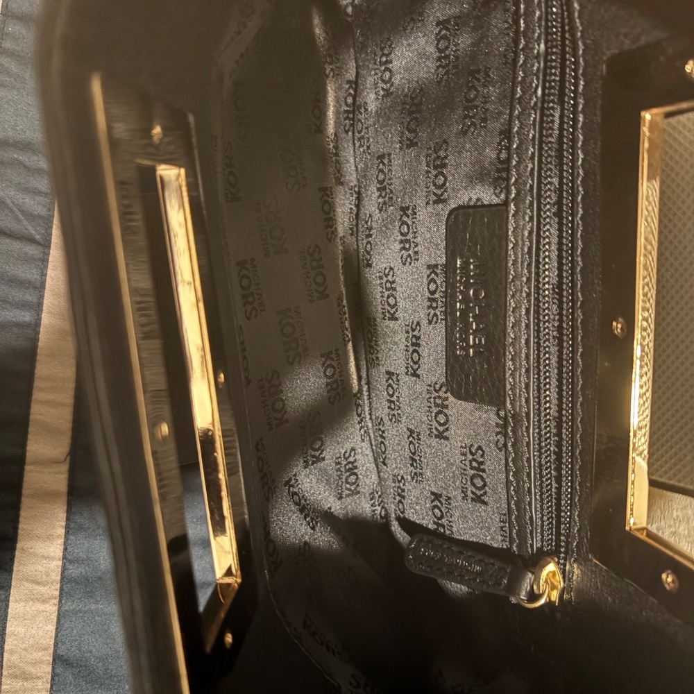 Michael Kors Black Leather Clutch Bag - Picture 9 of 10